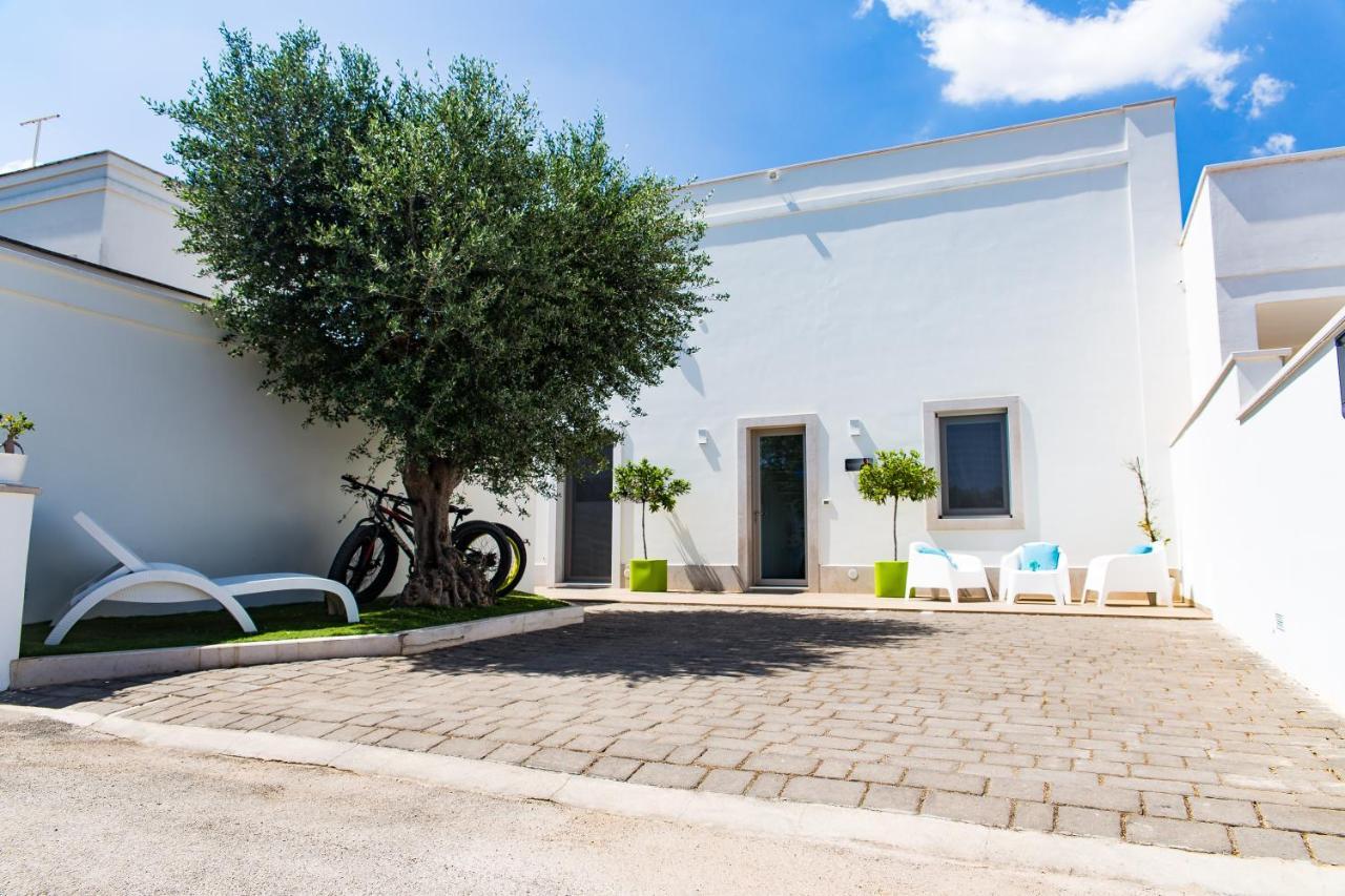 Bed and Breakfast Dal Signor Wolf Pezze Di Greco Exterior foto