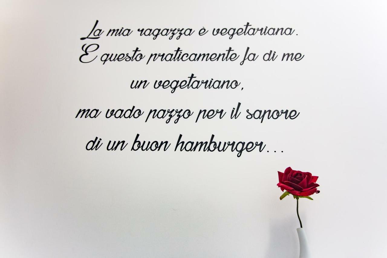 Bed and Breakfast Dal Signor Wolf Pezze Di Greco Exterior foto